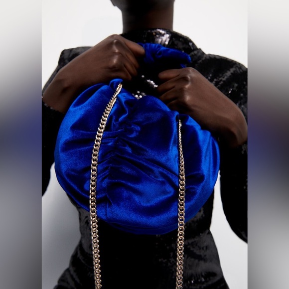 NWT. Zara Bluish Velvet Bucket Bag. - Picture 3 of 12